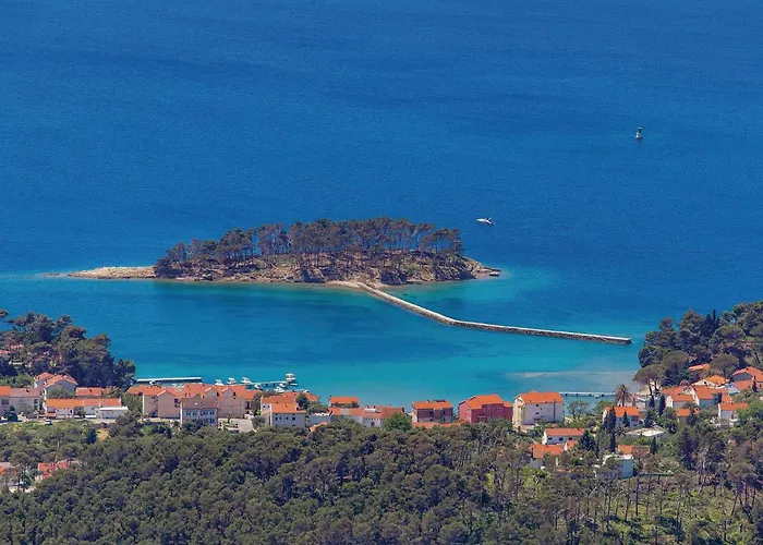 Stunning In Banjol