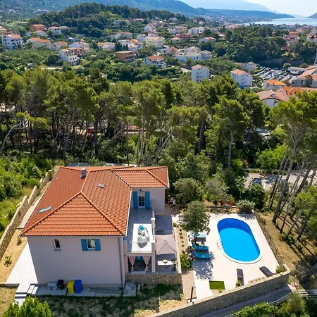 Holiday home Stunning In Banjol
